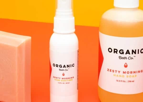 Organic Bath Co.的产品:肥皂和消毒剂